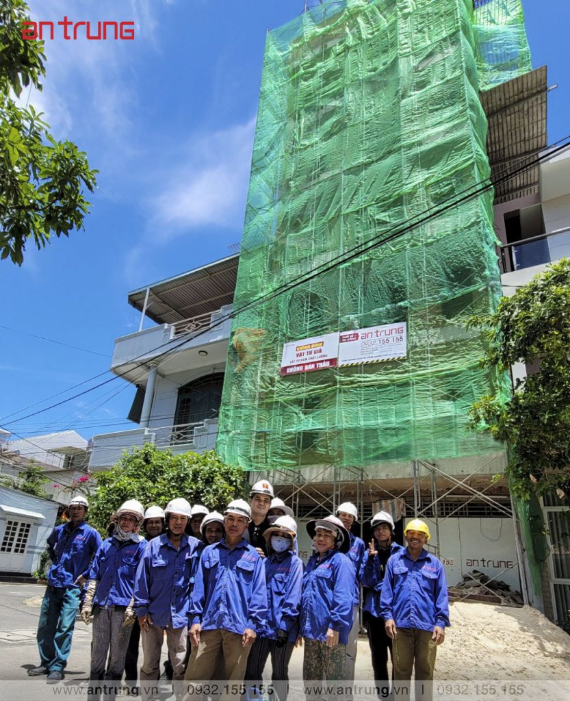 Cty_thiet_ke_thi_cong_uy_tin_Vung_Tau_mr_thanh_truong_cong_dinh_hinh_thi_cong-2-833x1024