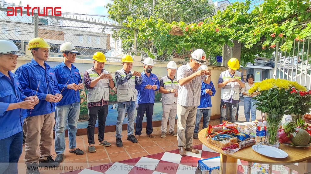 Cty_thiet_ke_thi_cong_uy_tin_Vung_Tau_mr_sang_tran_khanh_dư_hinh_thi_cong-19-1024x572