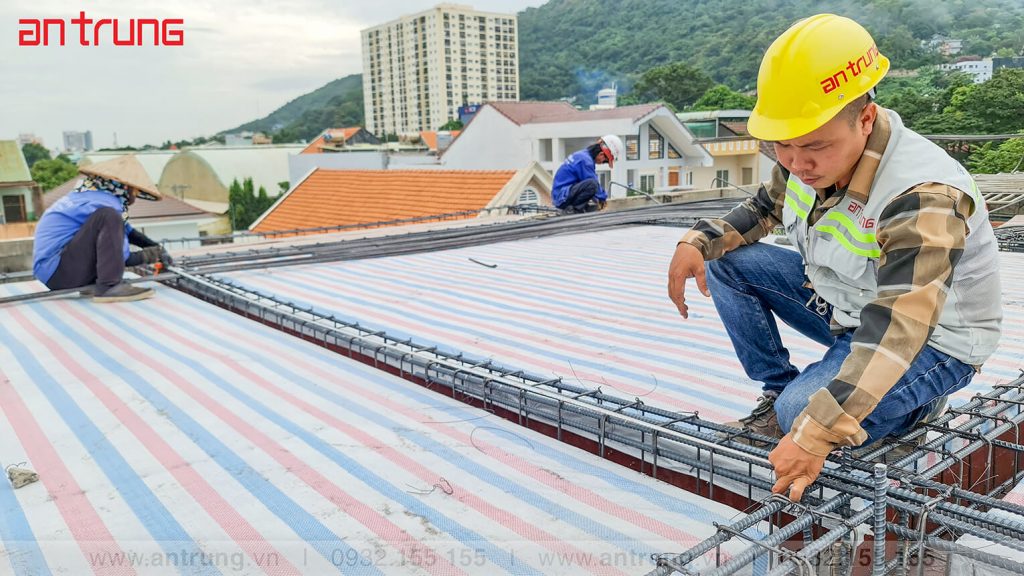 Cty_thiet_ke_thi_cong_uy_tin_Vung_Tau_mr_sang_tran_khanh_dư_hinh_thi_cong-4-2-1024x576